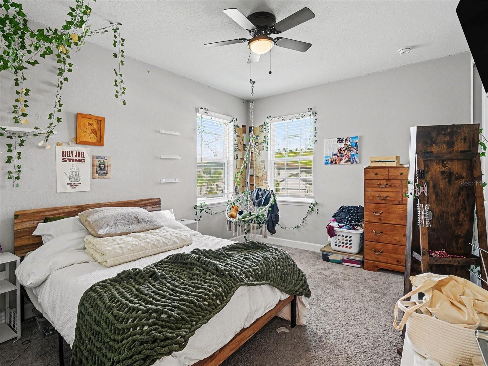 5461 SUMMIT GLN — photo 23
