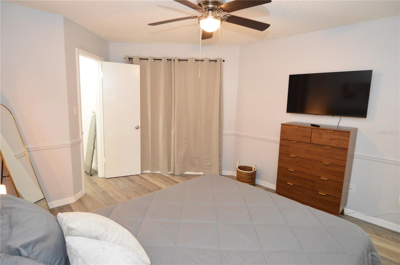 8754 MALLARD RESERVE DR #202 — photo 32