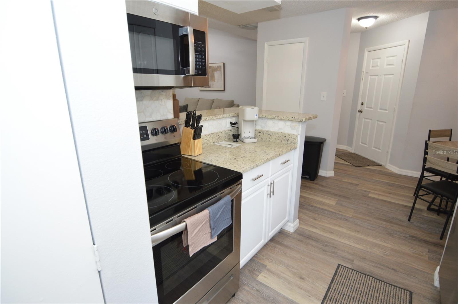 8754 MALLARD RESERVE DR #202 — photo 9
