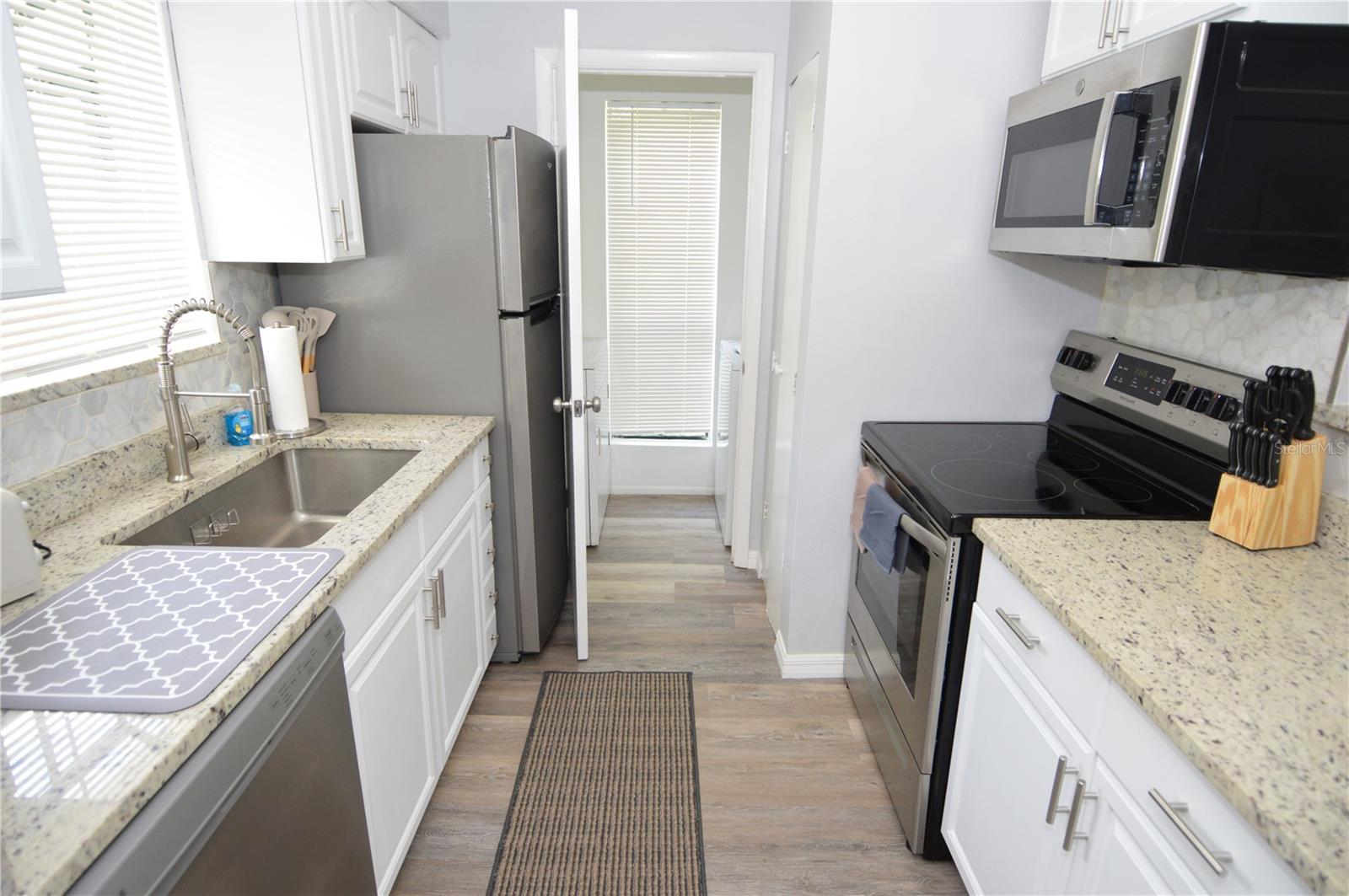8754 MALLARD RESERVE DR #202 — photo 6