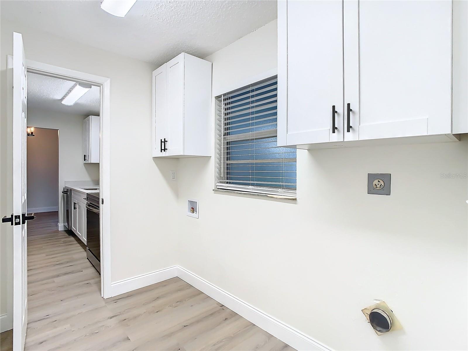 7400 MITCHELL RANCH RD — photo 32