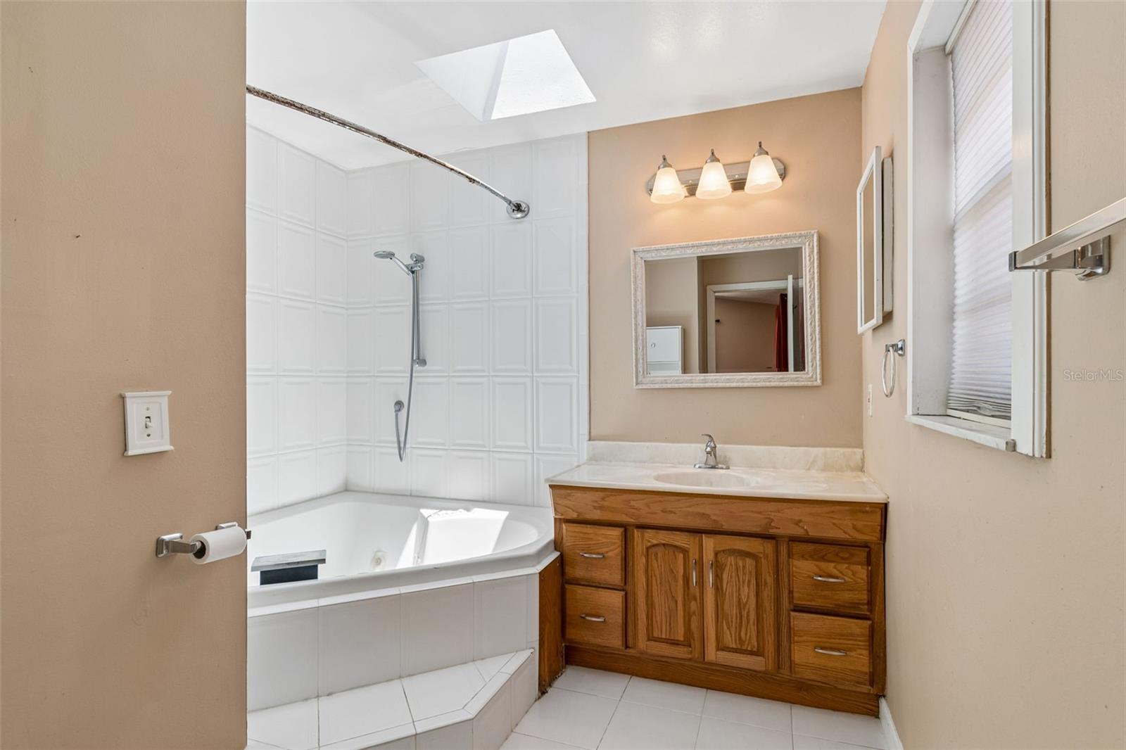 3141 N CANAL DR — photo 12