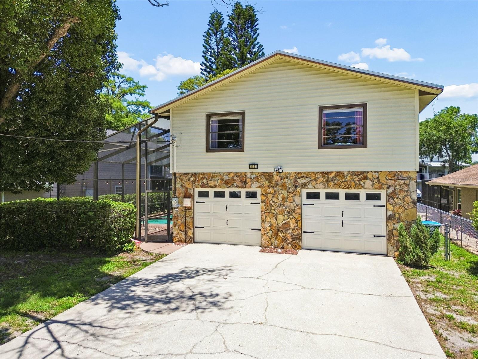 3141 N CANAL DR — photo 2