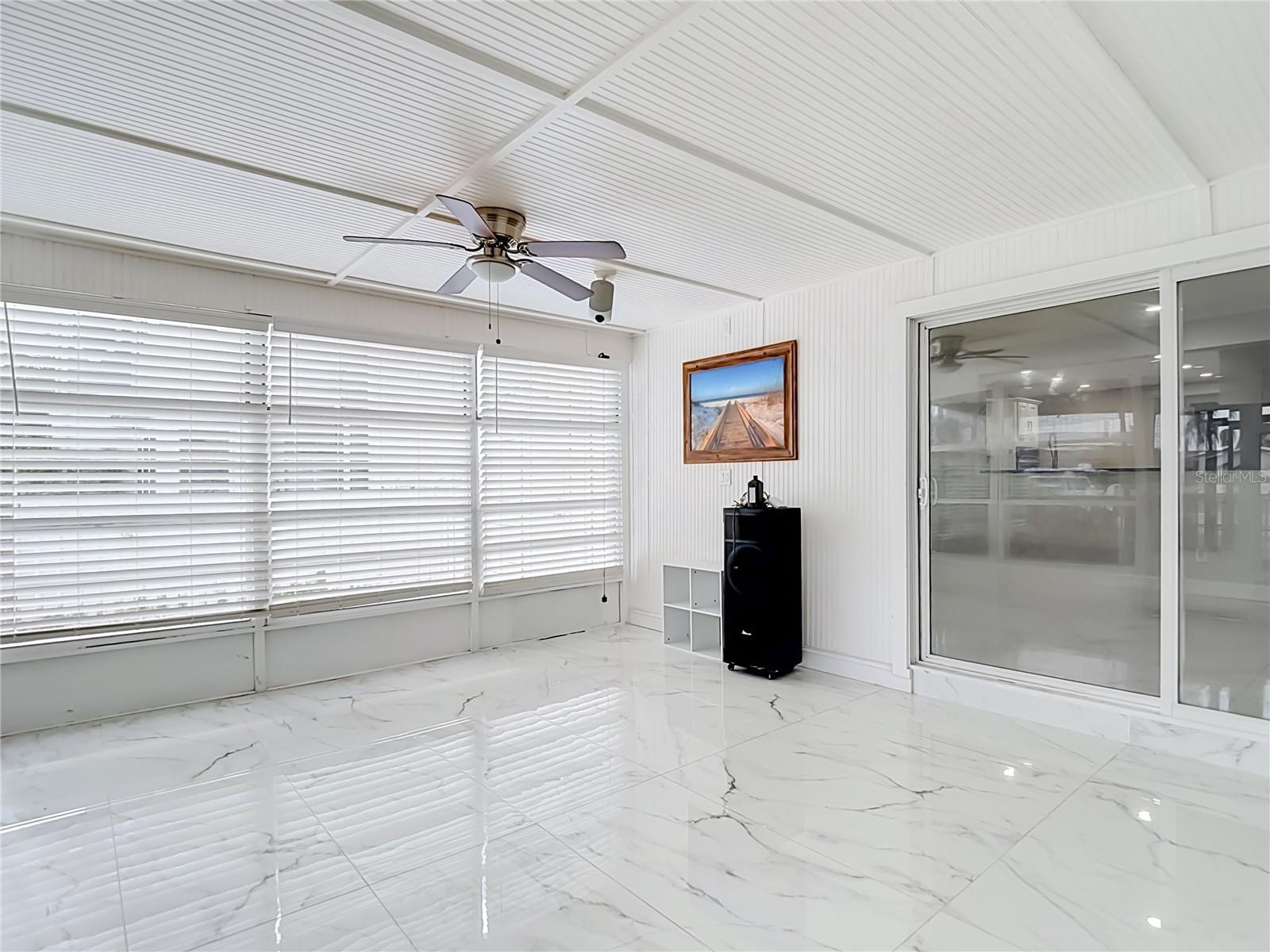 8725 BAY POINTE DR — photo 40