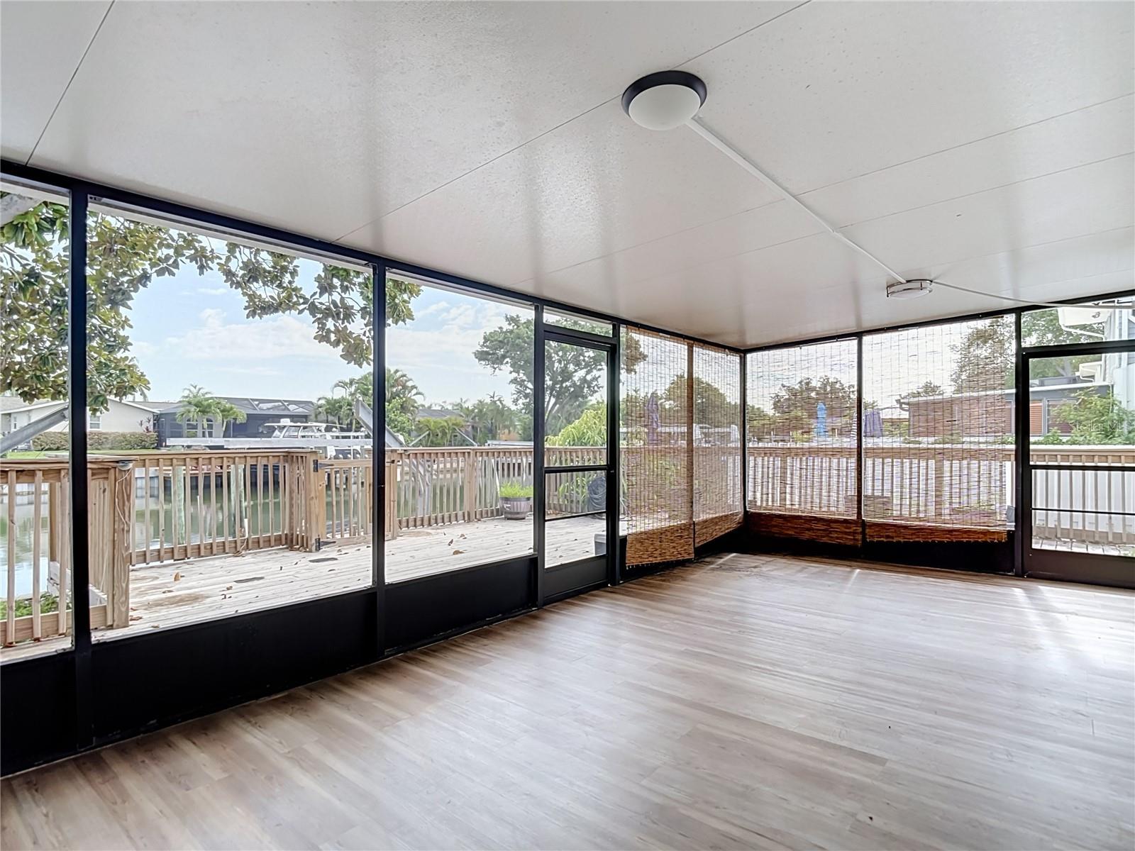 8725 BAY POINTE DR — photo 43