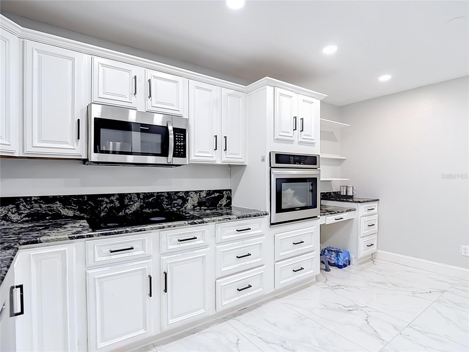 8725 BAY POINTE DR — photo 13