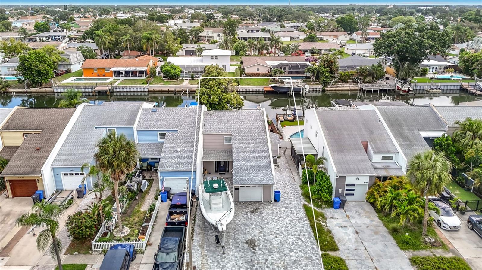 8725 BAY POINTE DR — photo 5