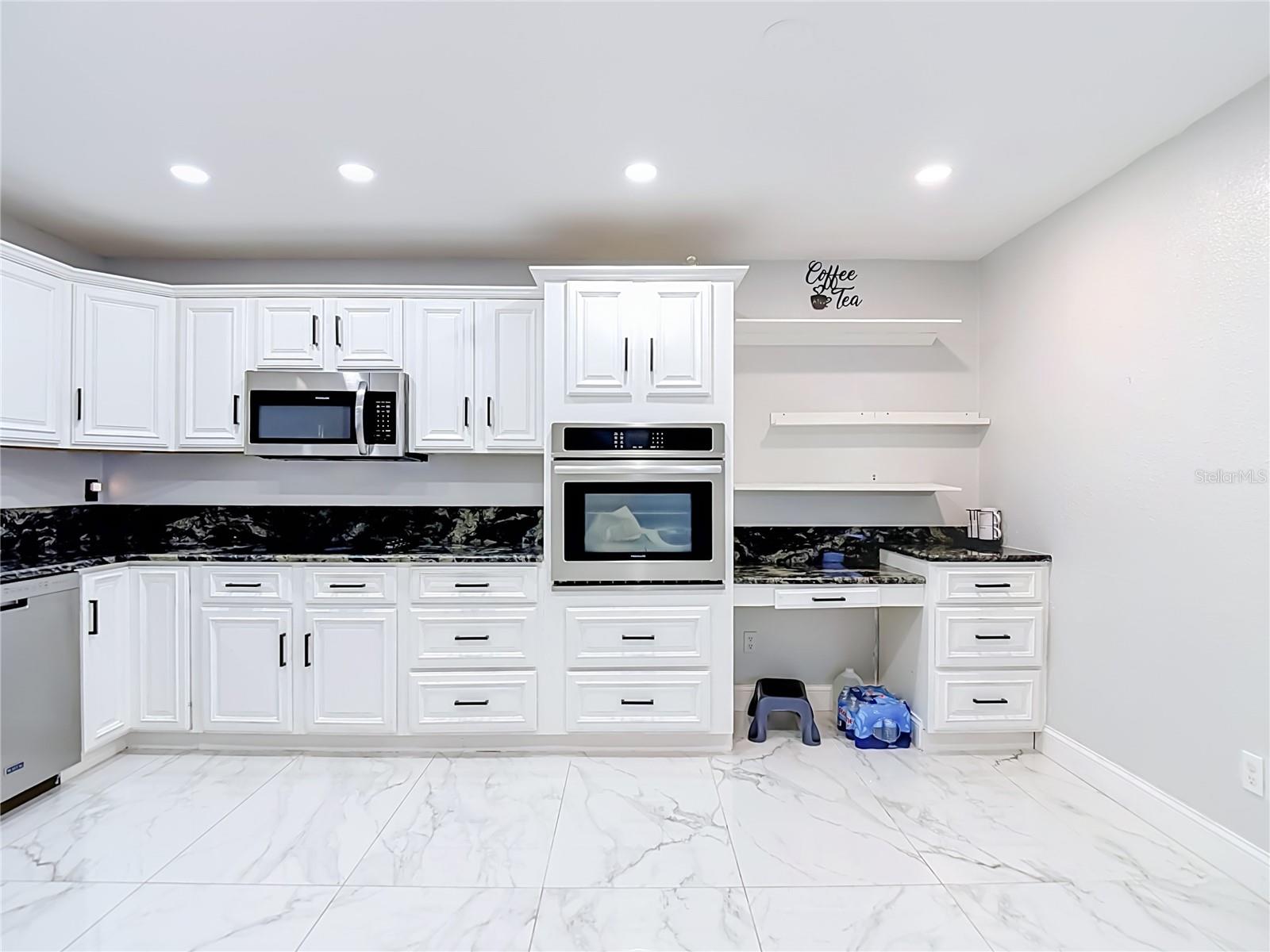 8725 BAY POINTE DR — photo 14