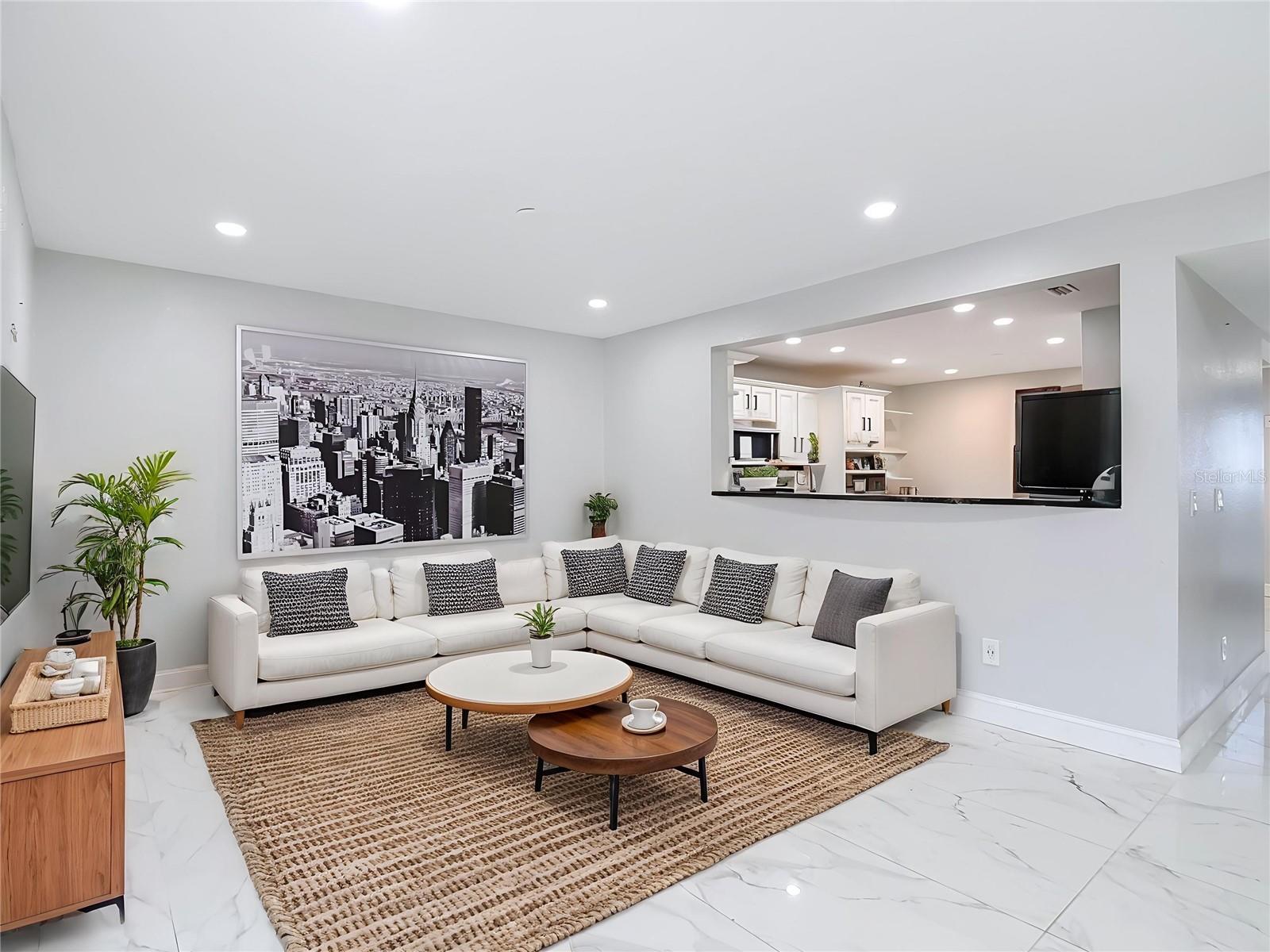 8725 BAY POINTE DR — photo 17