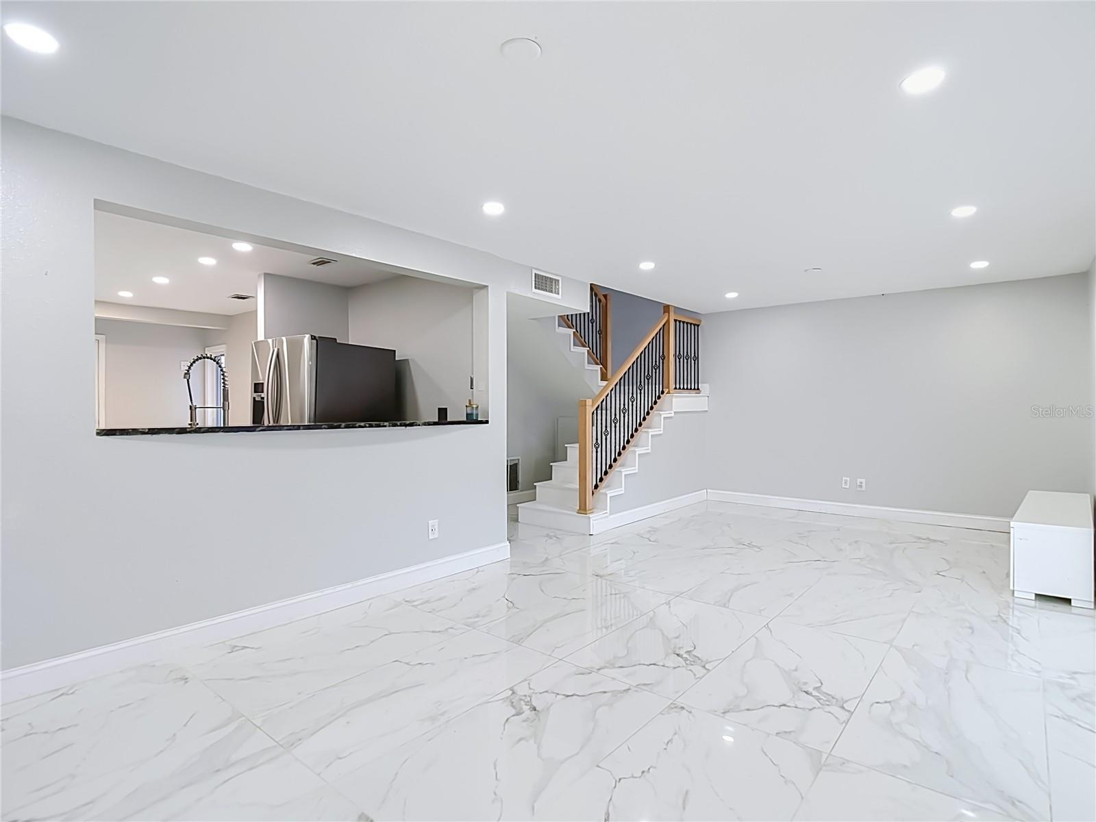 8725 BAY POINTE DR — photo 19