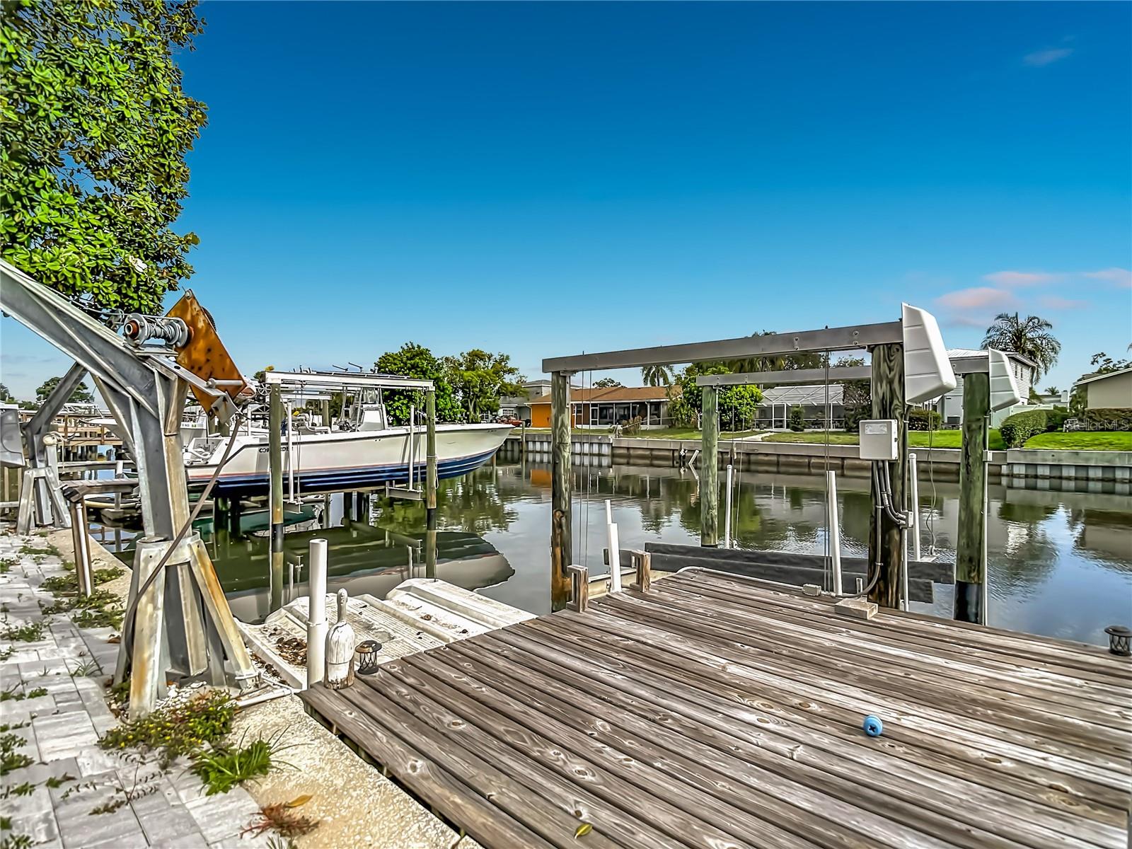 8725 BAY POINTE DR — photo 47