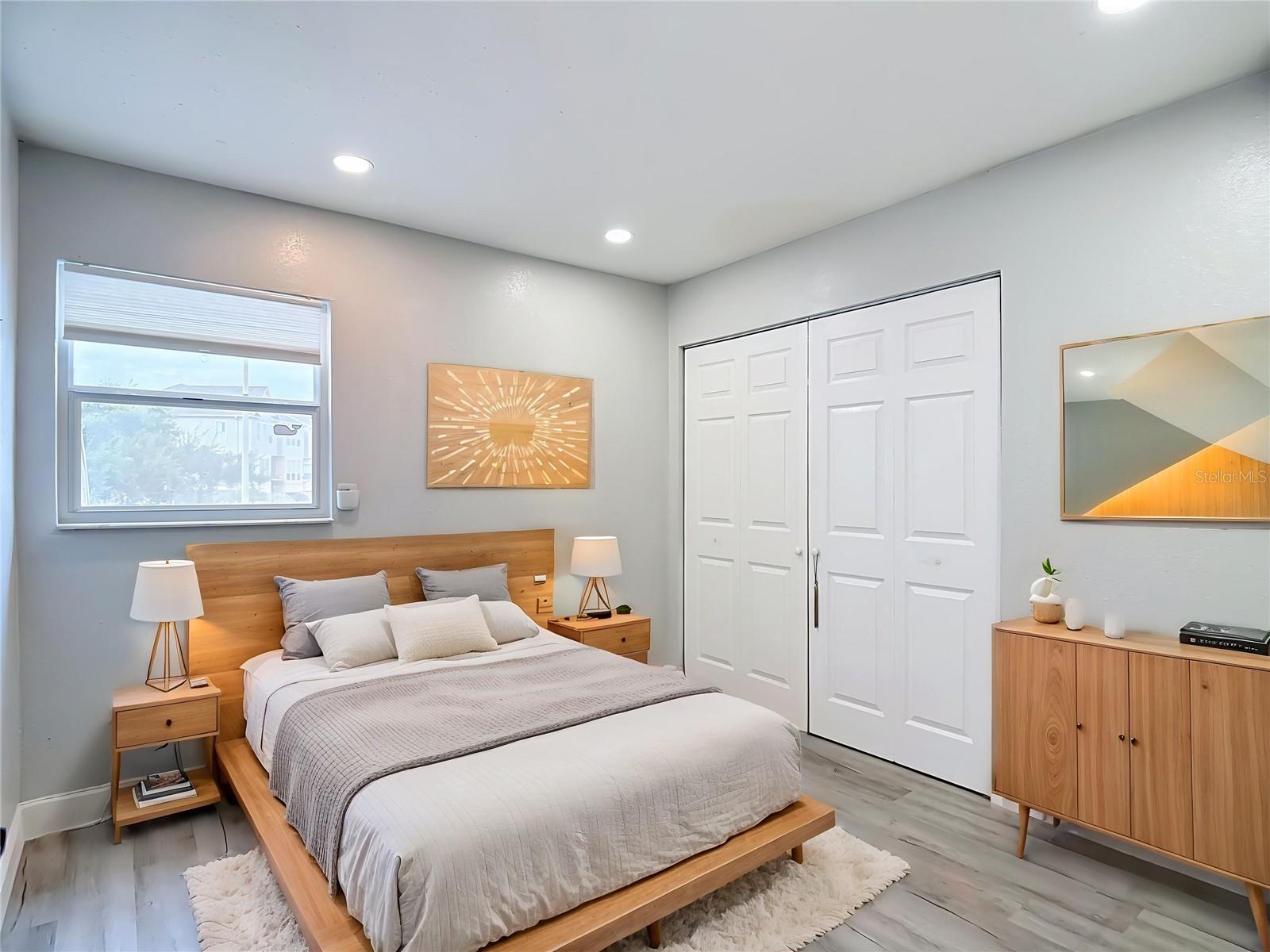 8725 BAY POINTE DR — photo 21