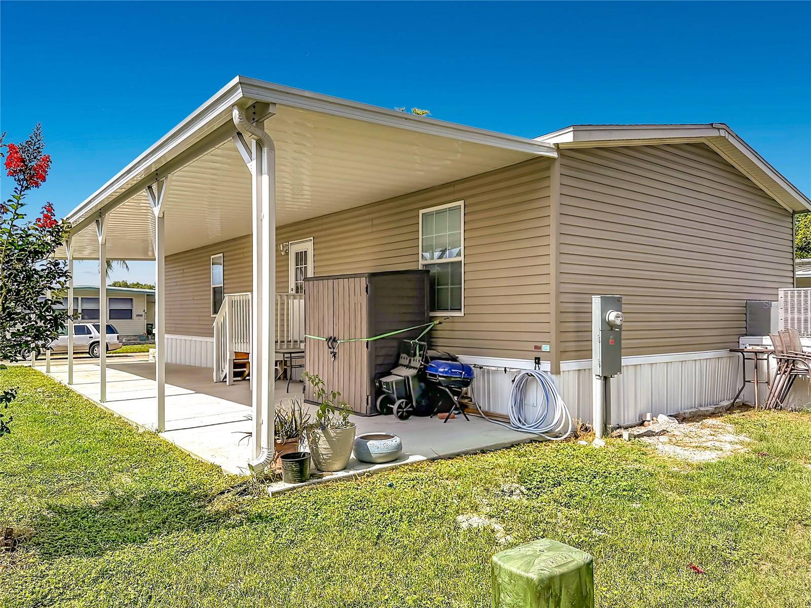 10485 HOLIDAY SHORES DR #302 — photo 34