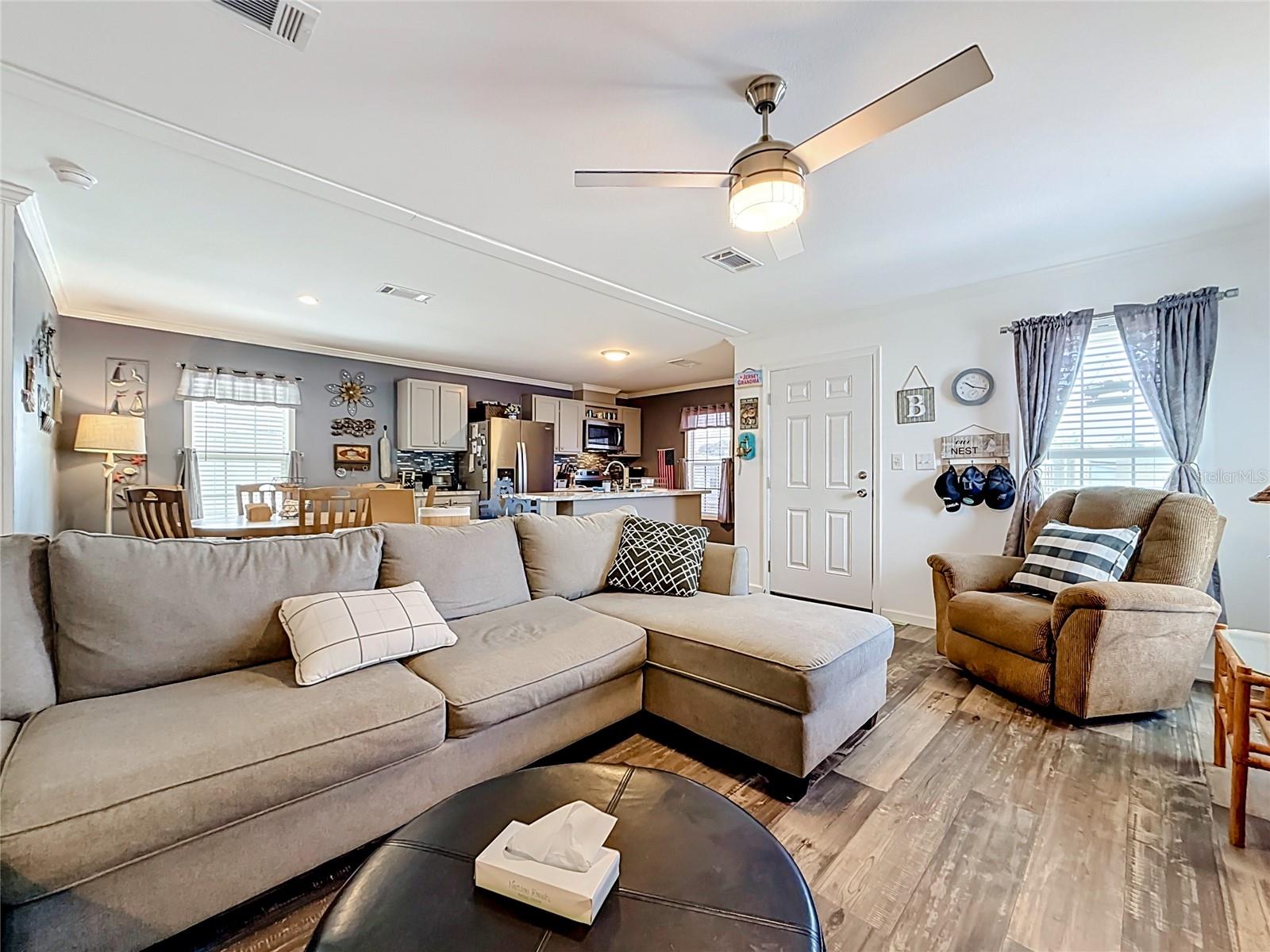 10485 HOLIDAY SHORES DR #302 — photo 4