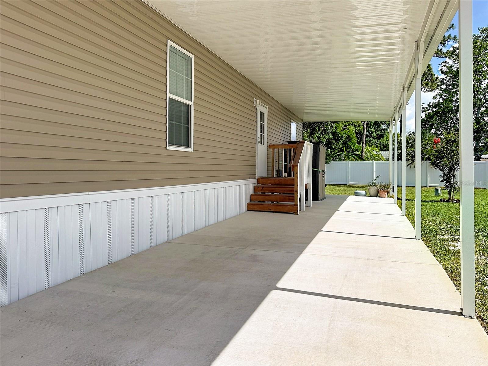 10485 HOLIDAY SHORES DR #302 — photo 38