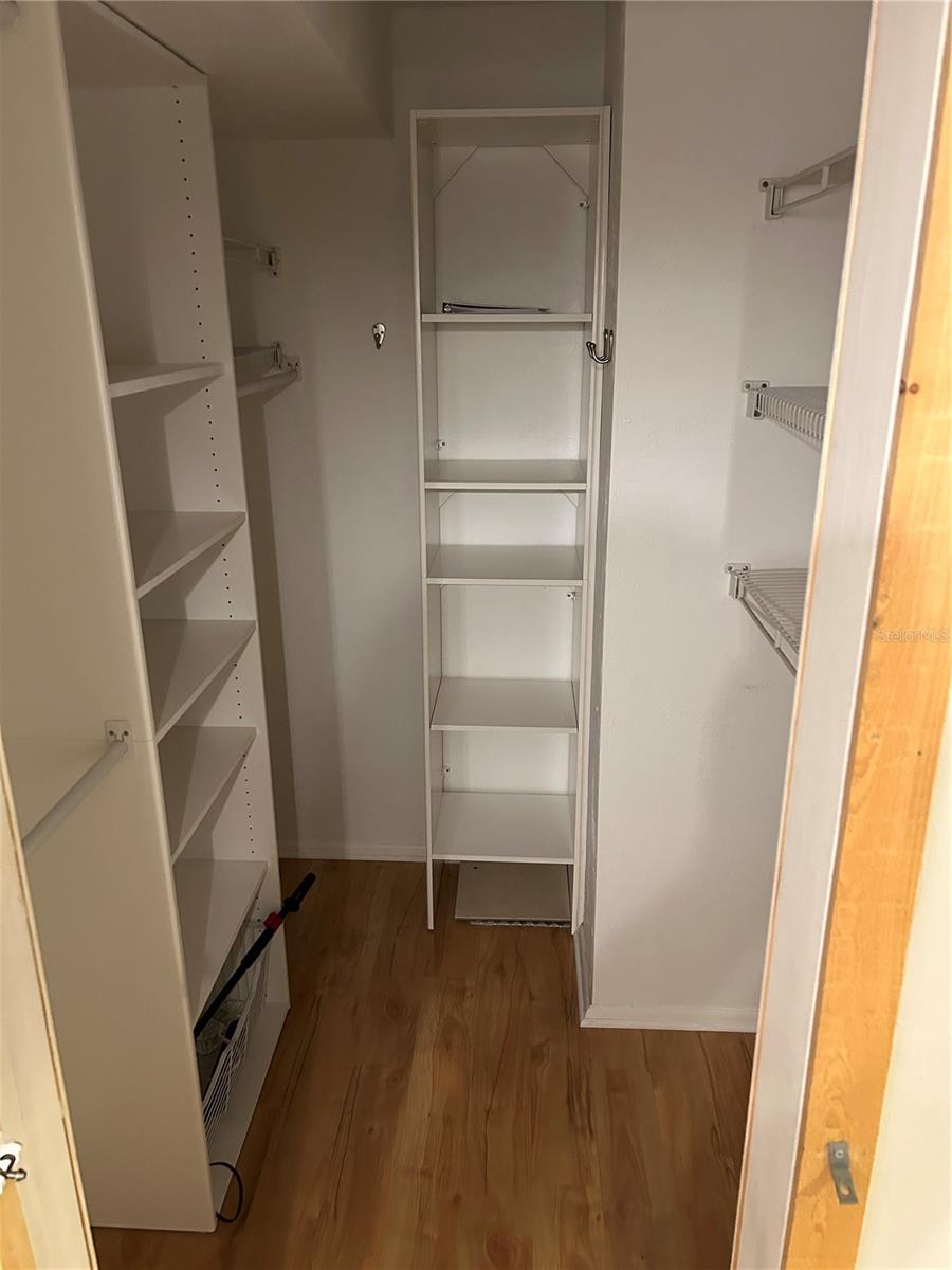 1505 LENNOX RD E #1505 — photo 10