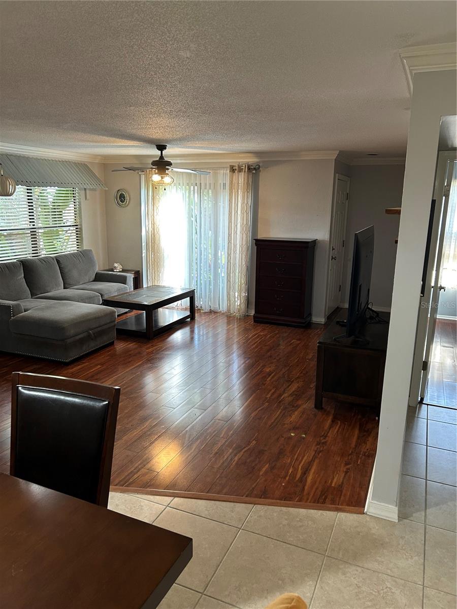 1505 LENNOX RD E #1505 — photo 3