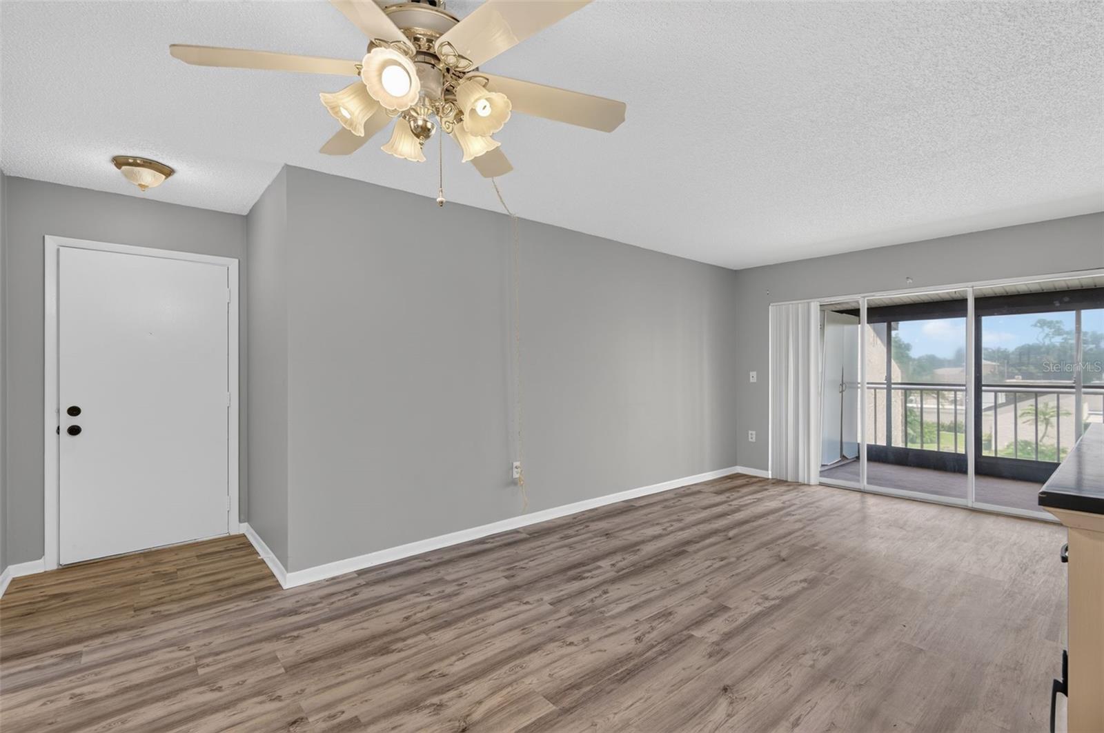 2207 BELLEAIR RD #B16 — photo 11