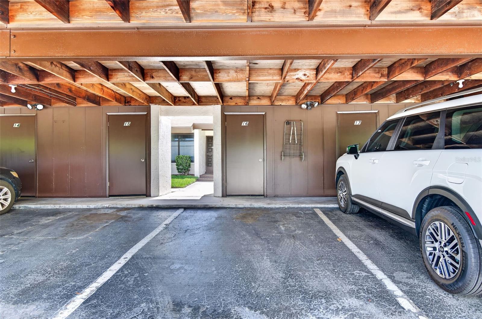 2207 BELLEAIR RD #B16 — photo 5