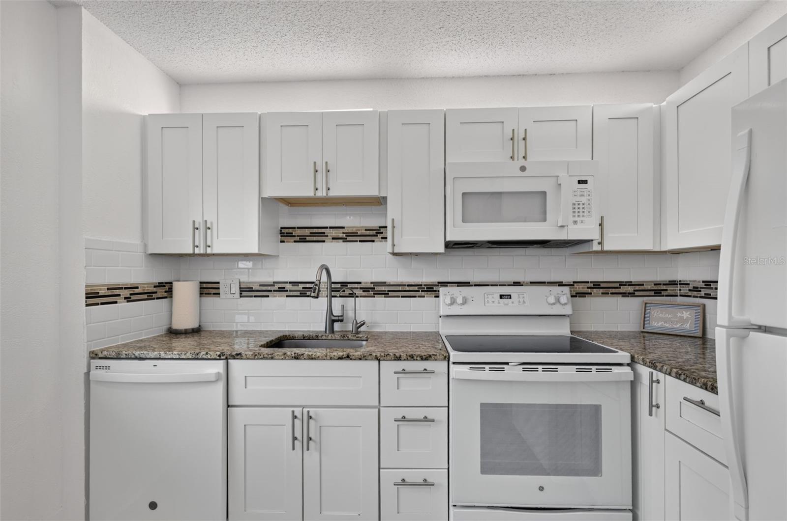 2207 BELLEAIR RD #B16 — photo 7