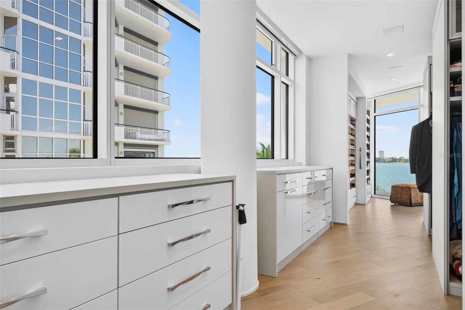 280 GOLDEN GATE PT #300 — photo 51