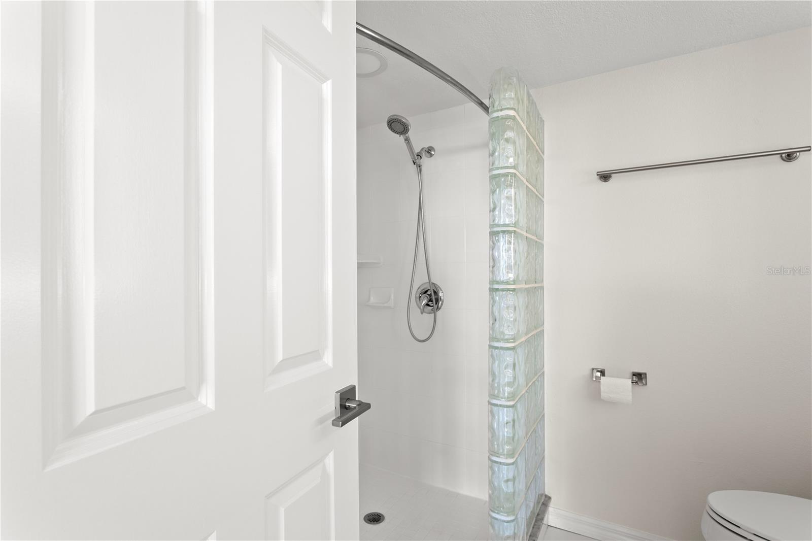 700 BEACH DR NE #603 — photo 26