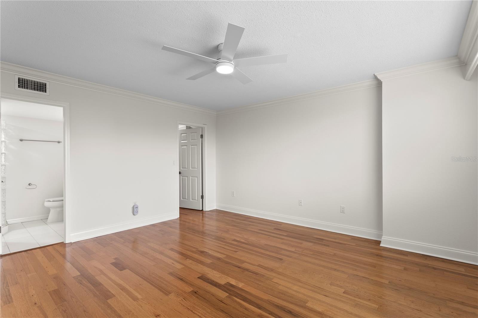 700 BEACH DR NE #603 — photo 25