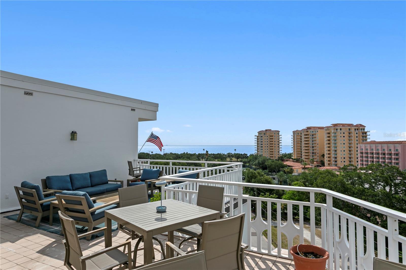 700 BEACH DR NE #603 — photo 38