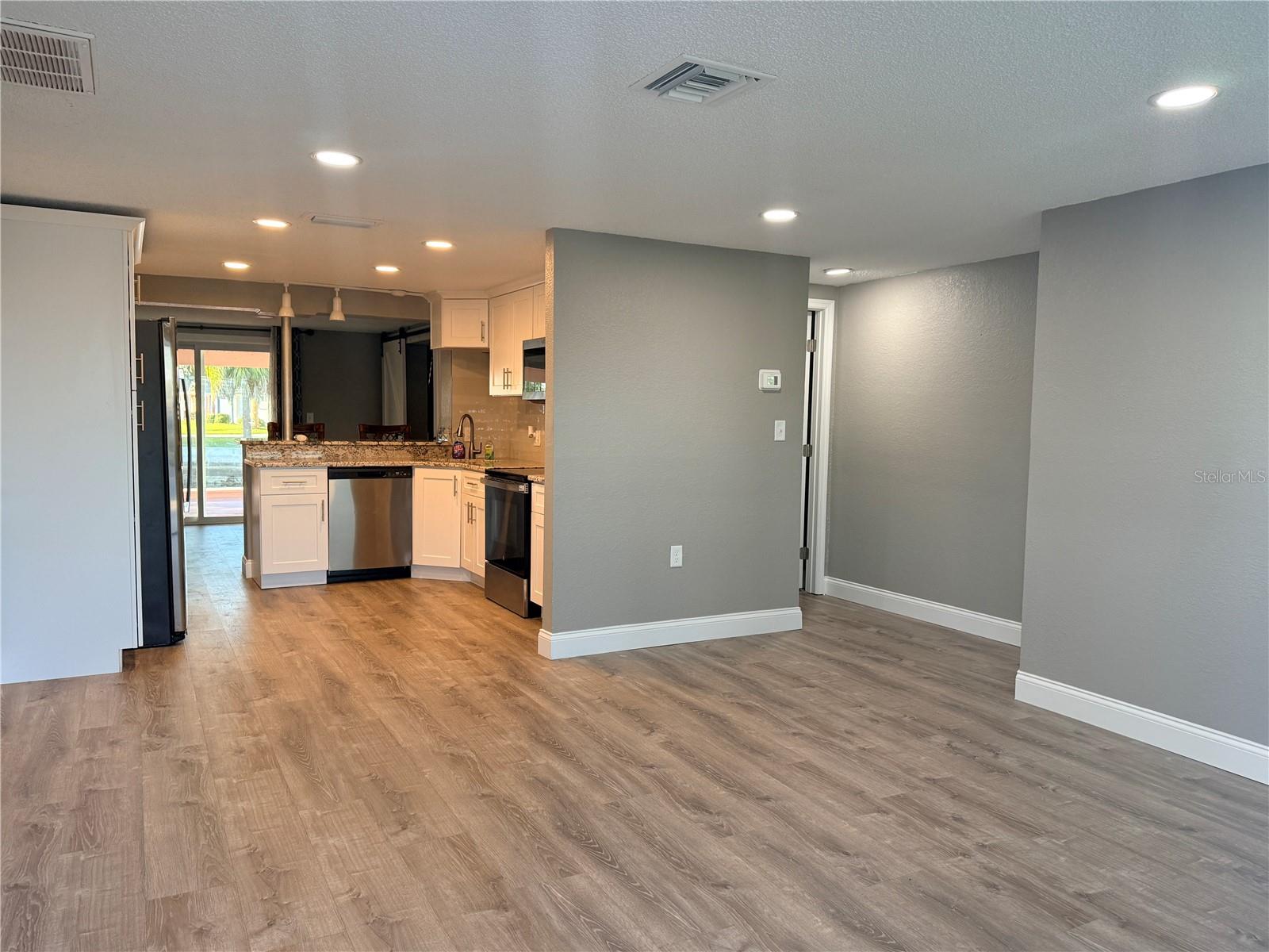 6623 BOATYARD DR — photo 4