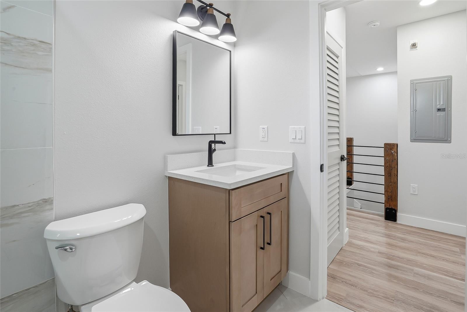 31848 HEDGEROW DR — photo 48
