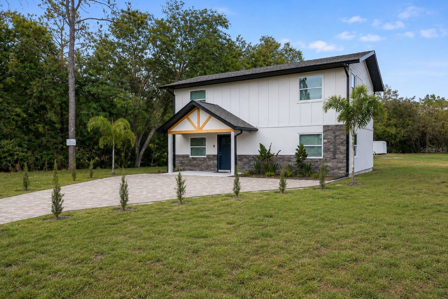 31848 HEDGEROW DR — photo 5