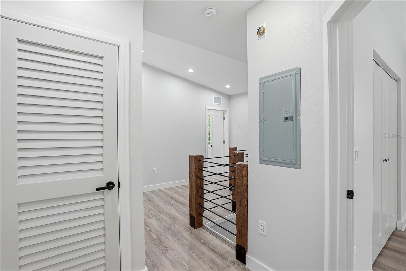 31848 HEDGEROW DR — photo 31