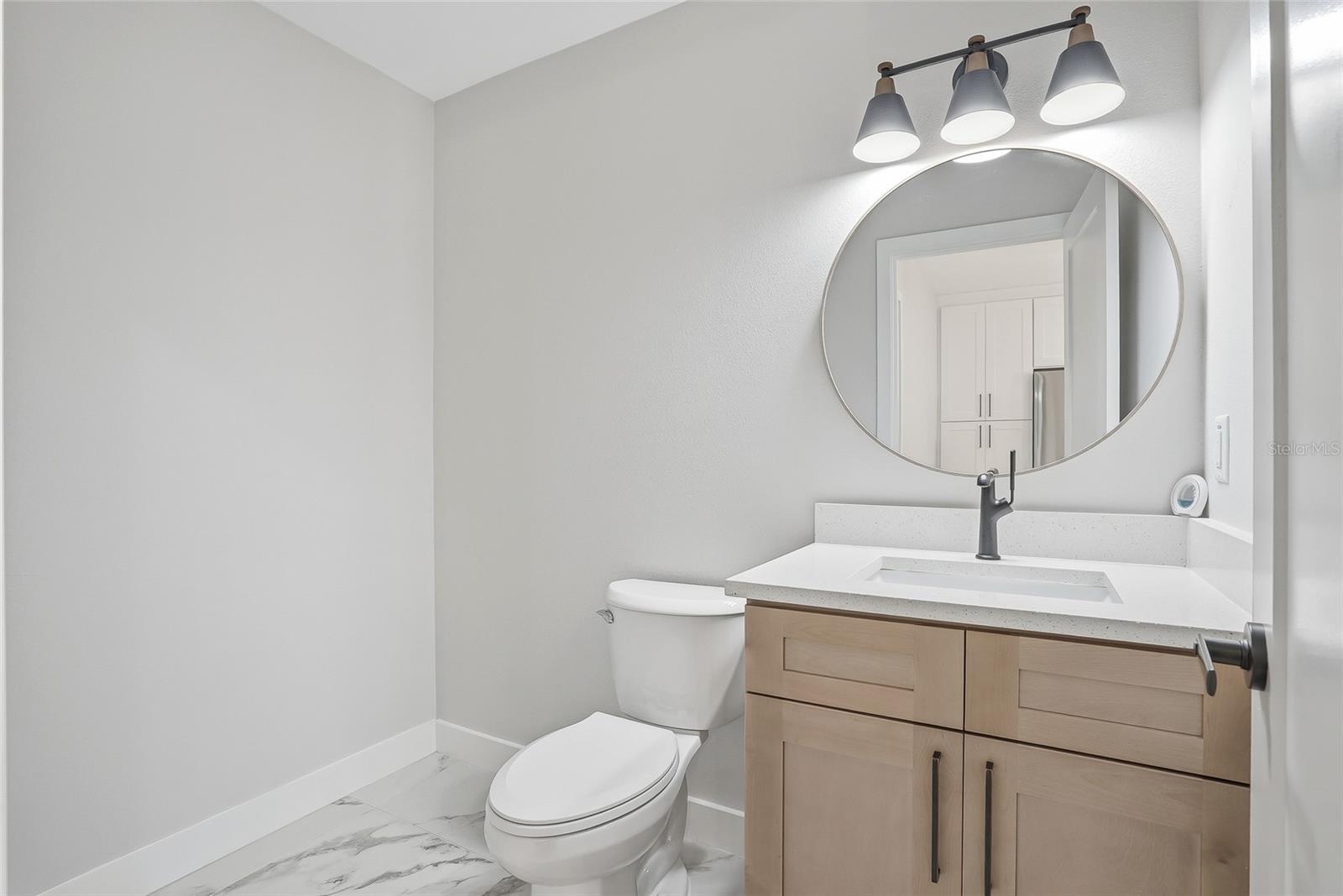31848 HEDGEROW DR — photo 25