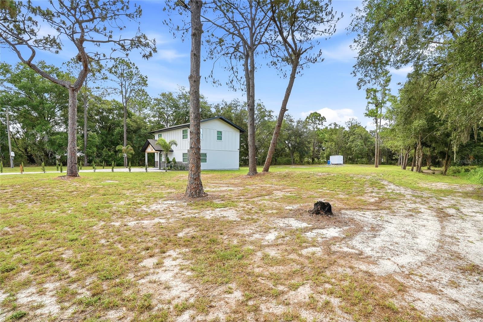 31848 HEDGEROW DR — photo 52