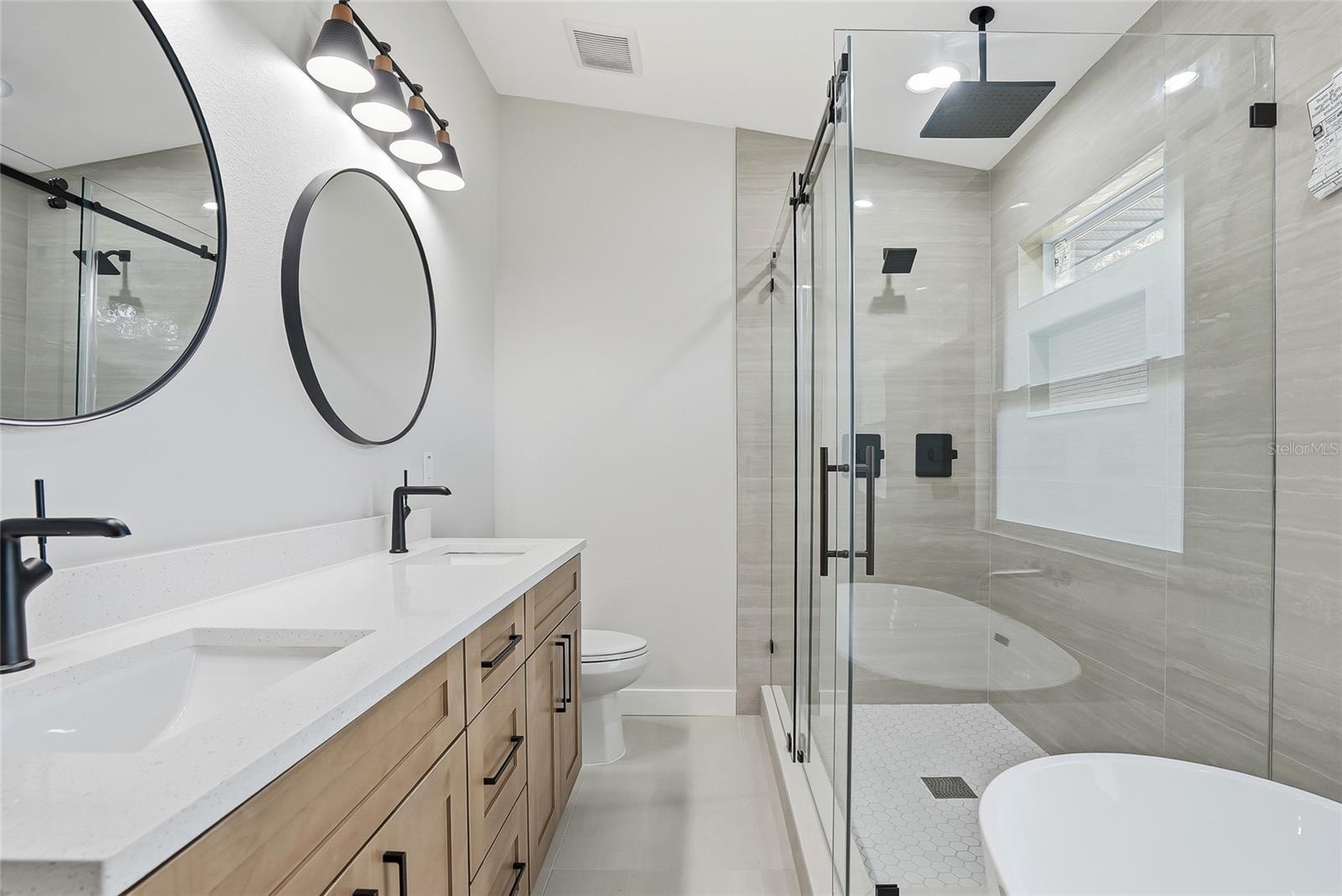 31848 HEDGEROW DR — photo 38
