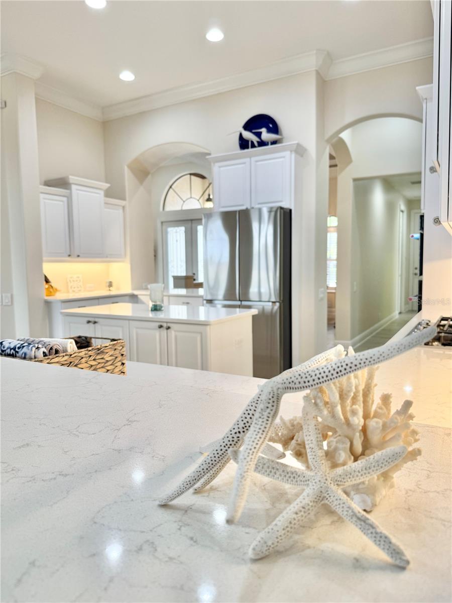 6919 DOMINION LN — photo 14