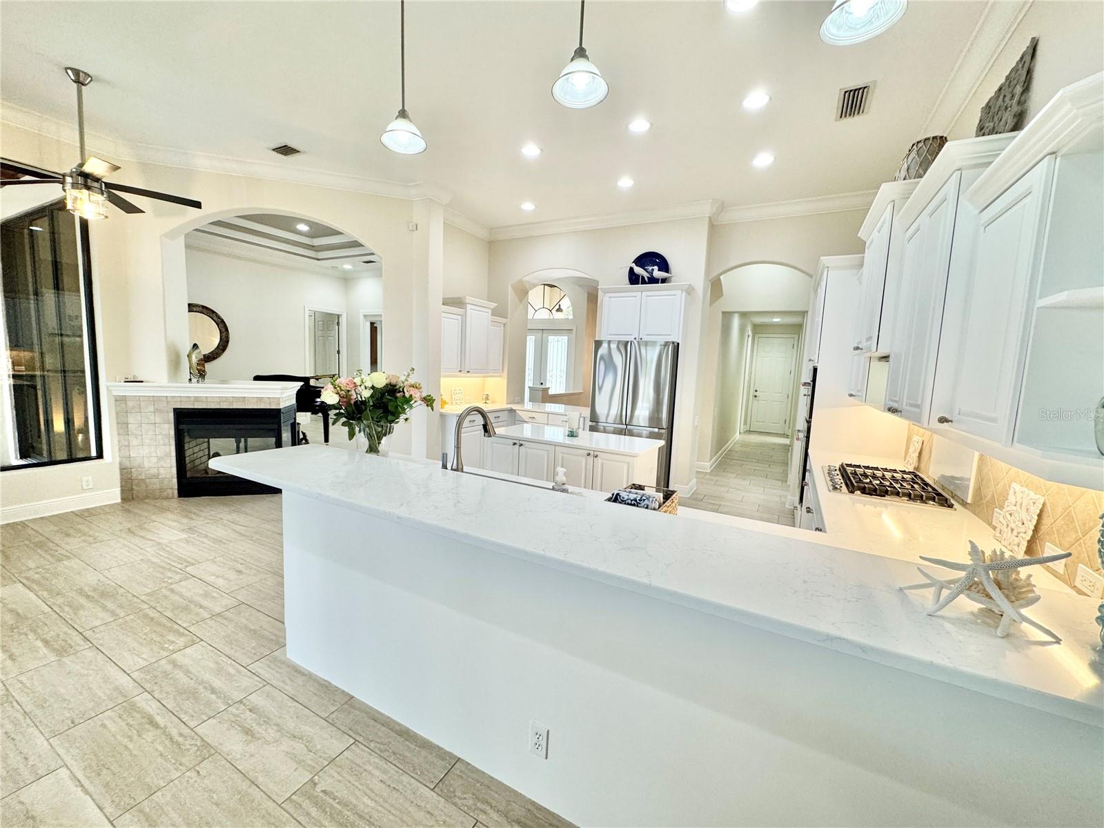 6919 DOMINION LN — photo 15
