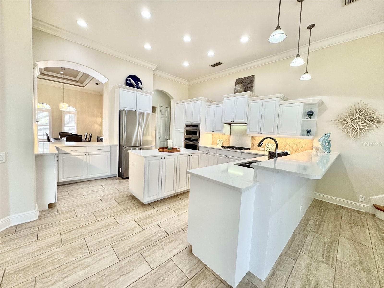 6919 DOMINION LN — photo 13