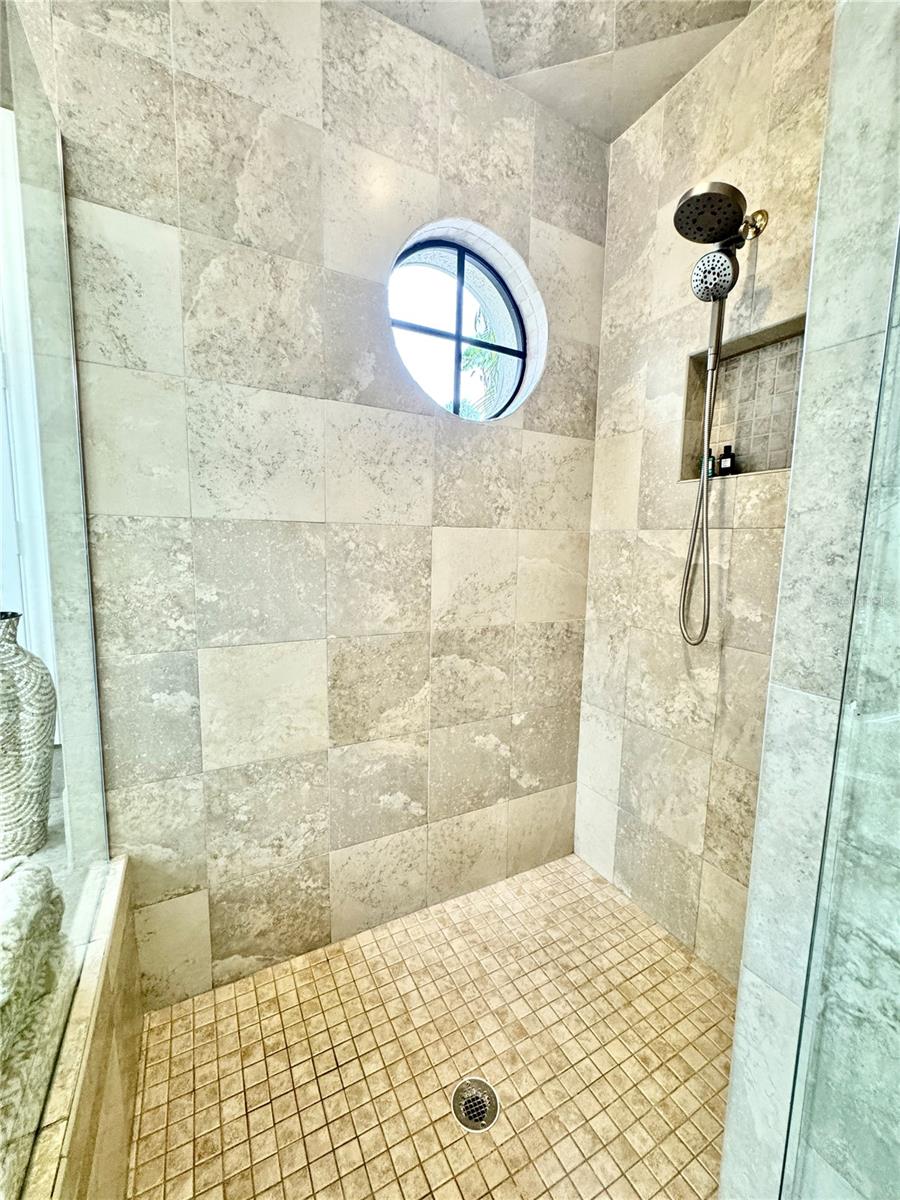 6919 DOMINION LN — photo 41