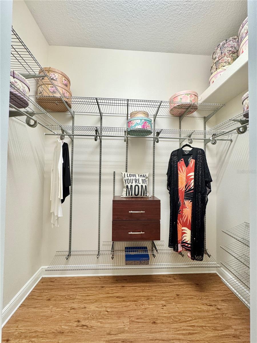 6919 DOMINION LN — photo 36