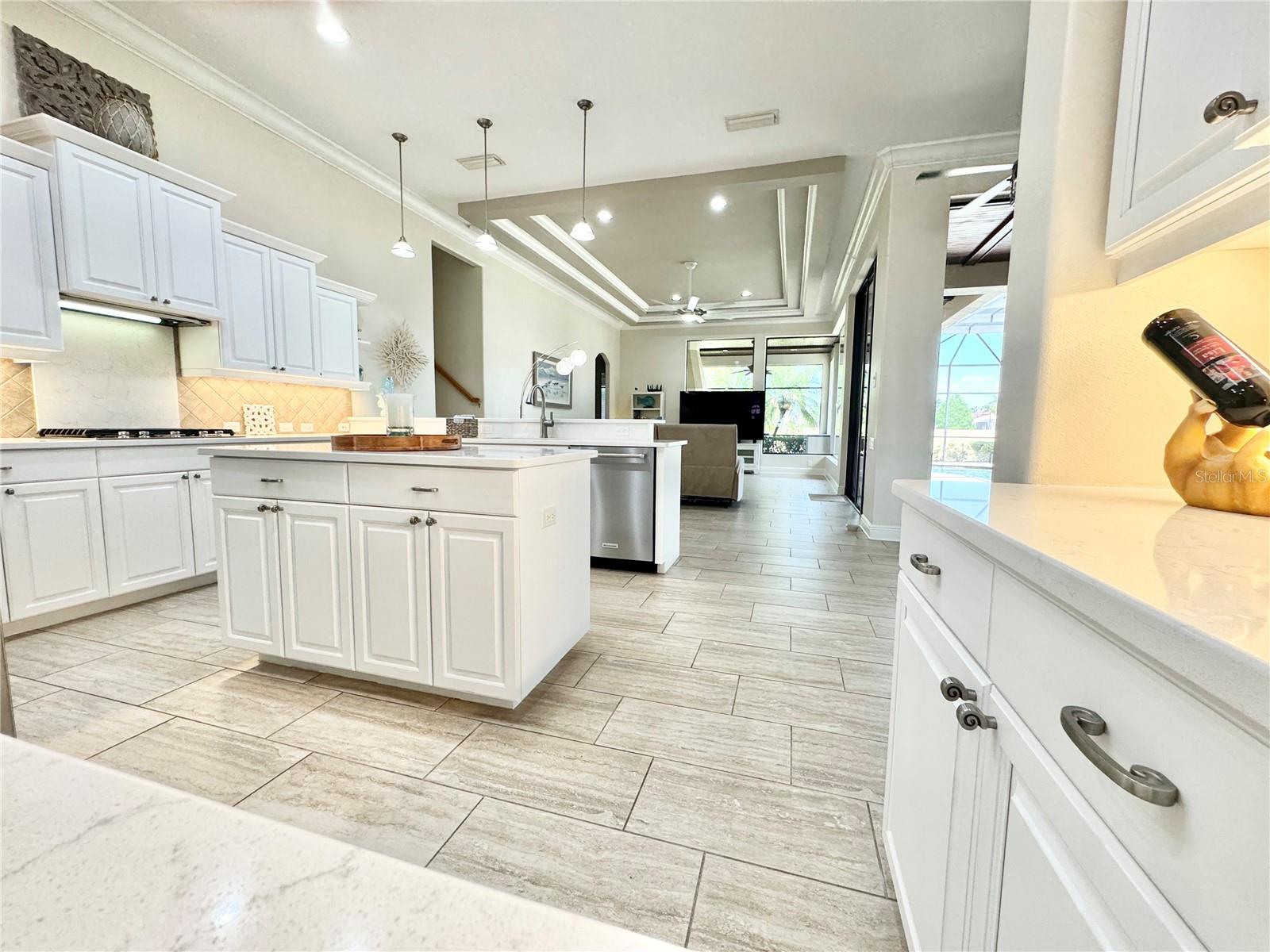 6919 DOMINION LN — photo 11