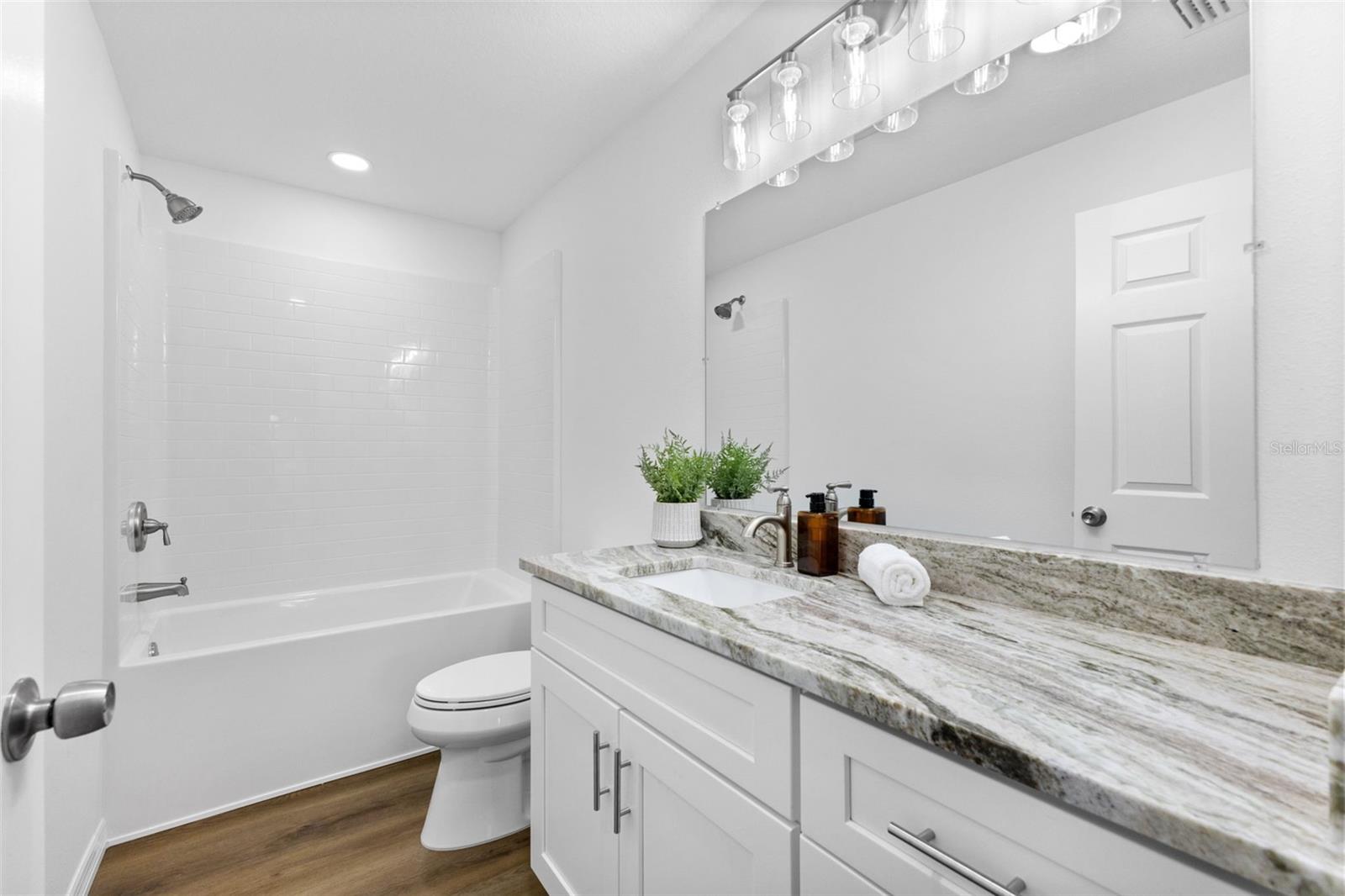 120 BROWN ST — photo 22