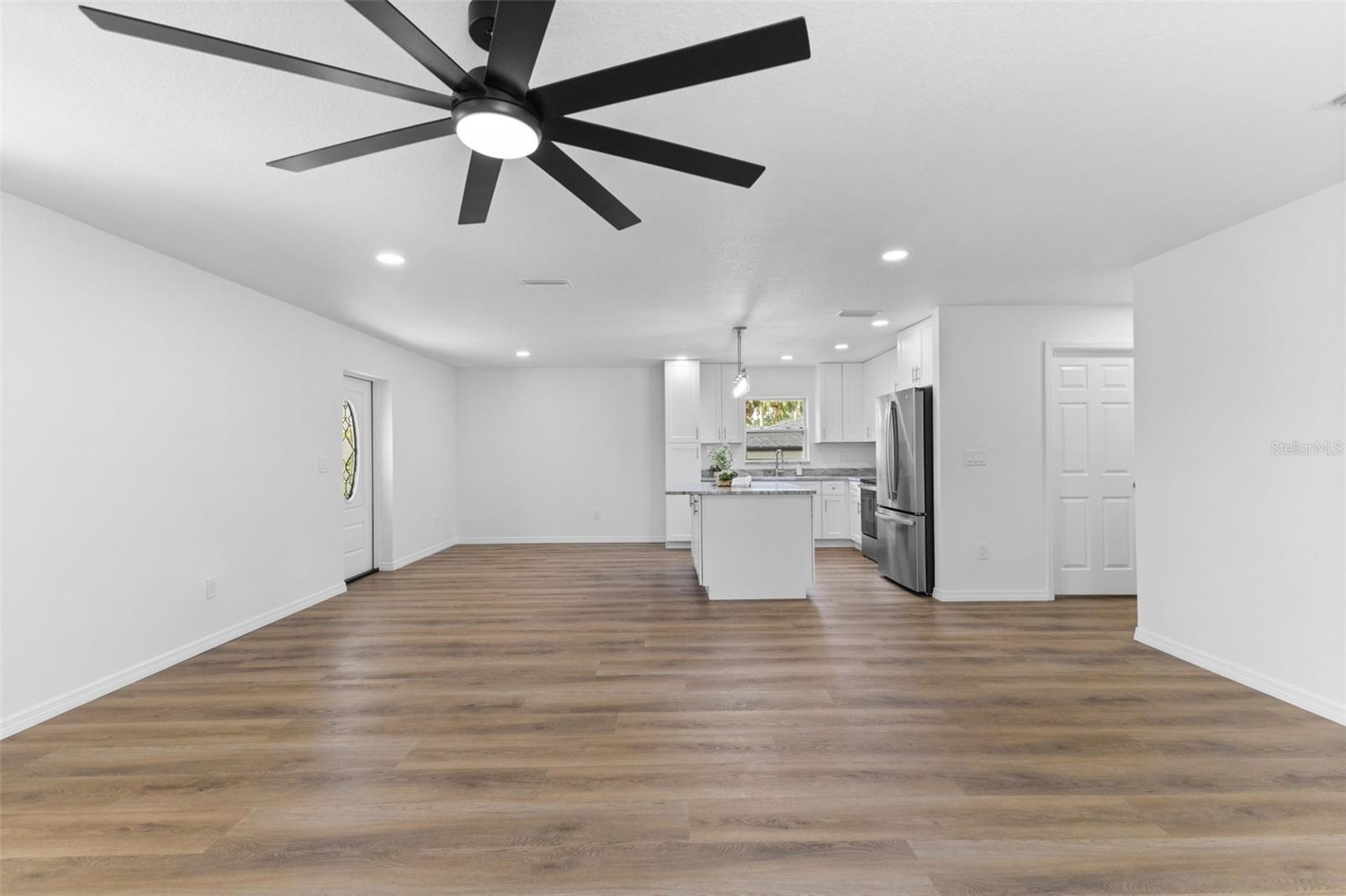120 BROWN ST — photo 12