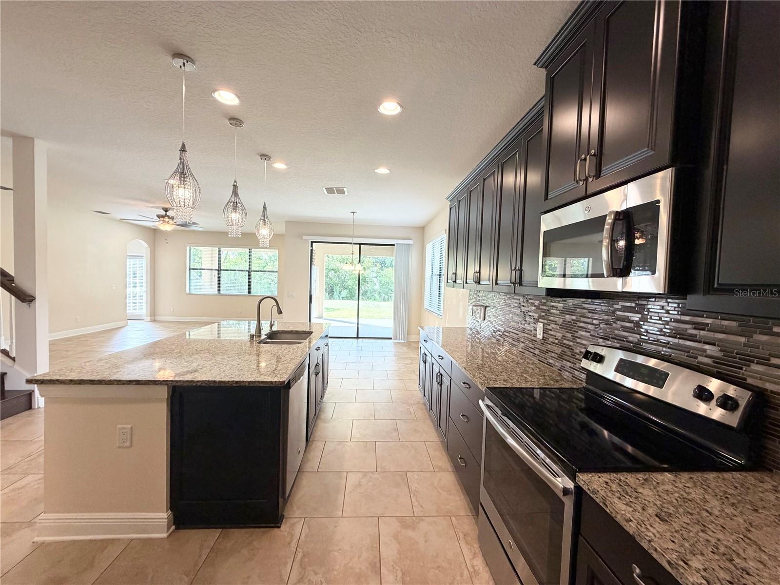 19522 WHISPERING BROOK DRIVE — photo 8