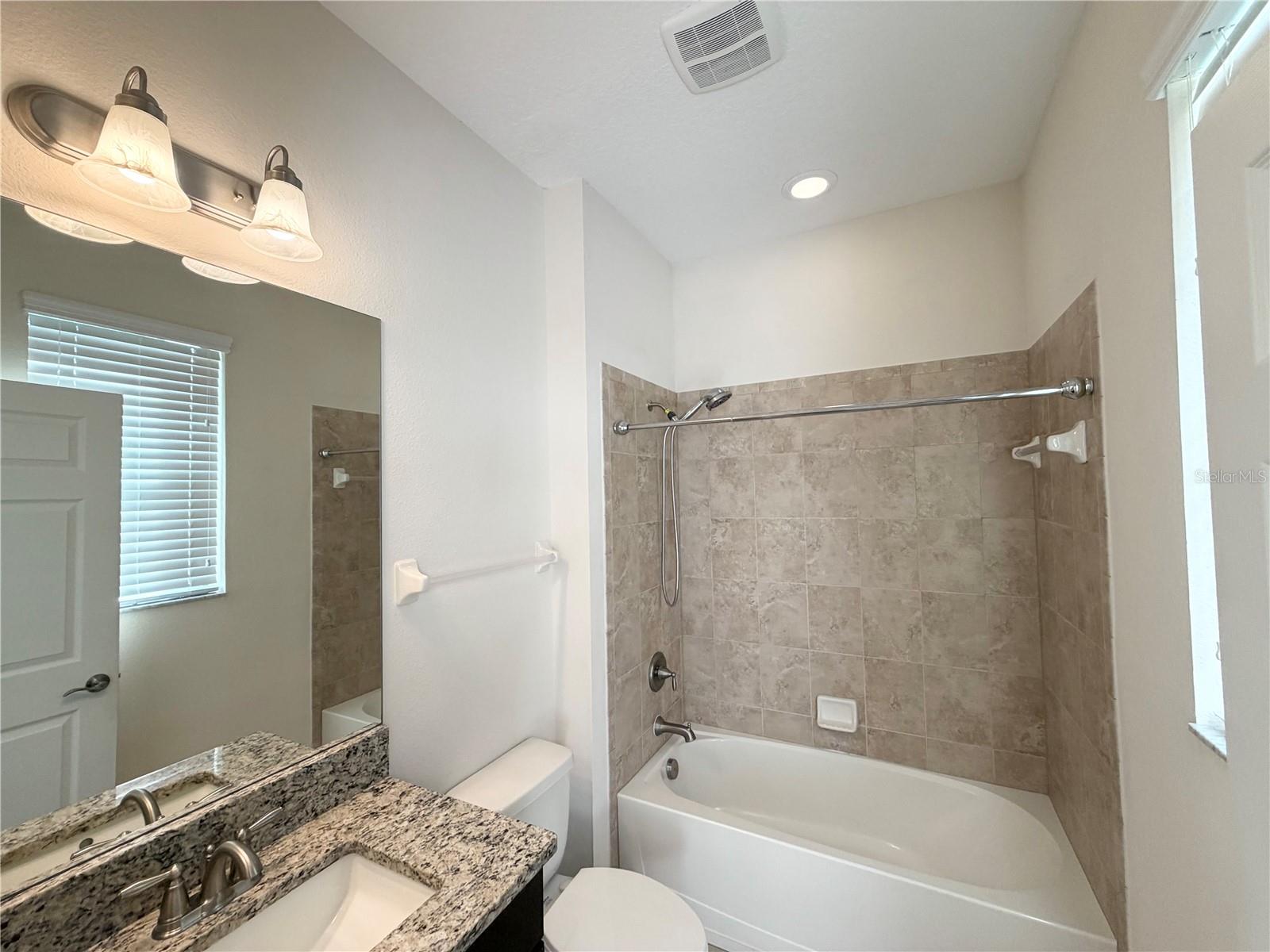 19522 WHISPERING BROOK DRIVE — photo 34