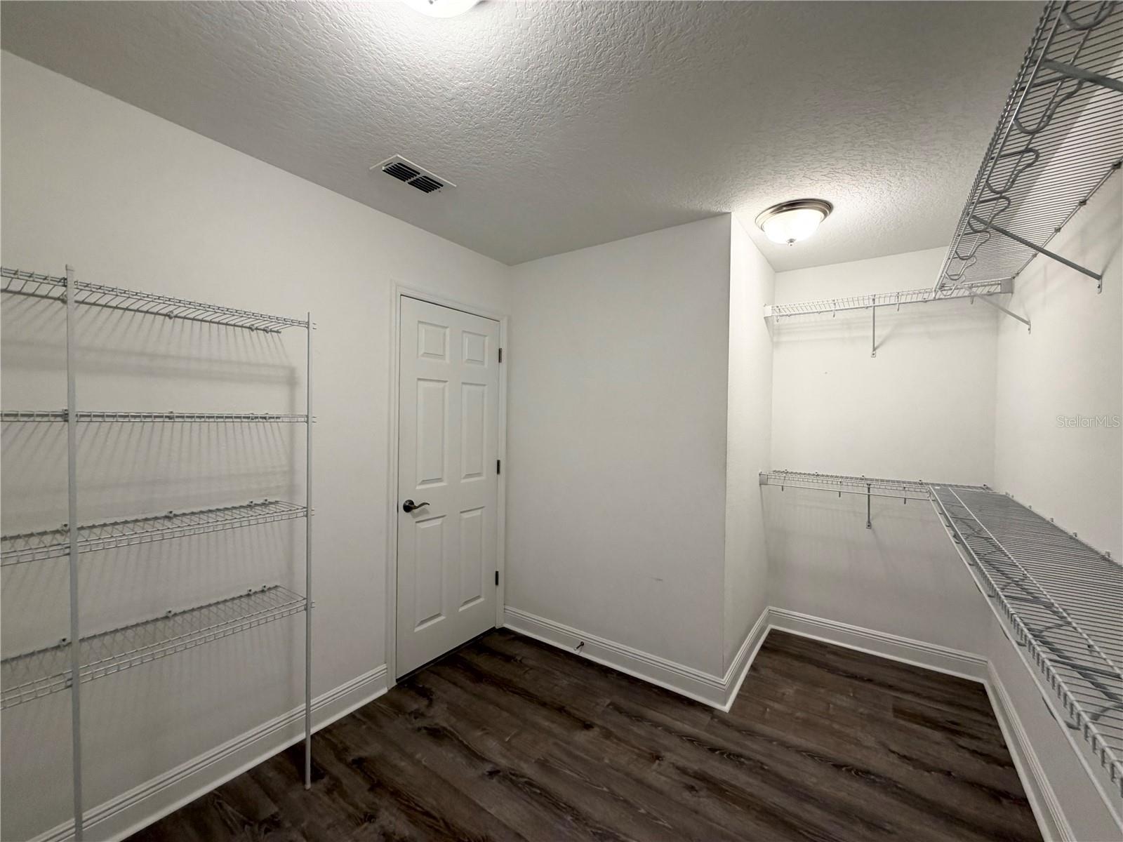 19522 WHISPERING BROOK DRIVE — photo 17
