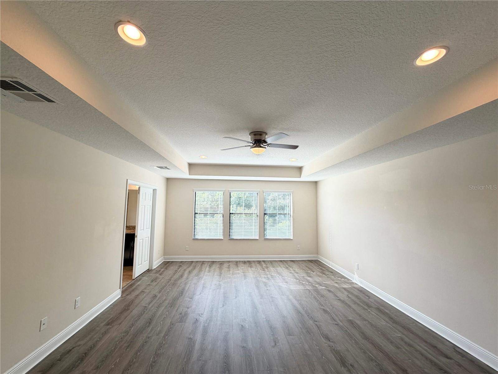 19522 WHISPERING BROOK DRIVE — photo 14