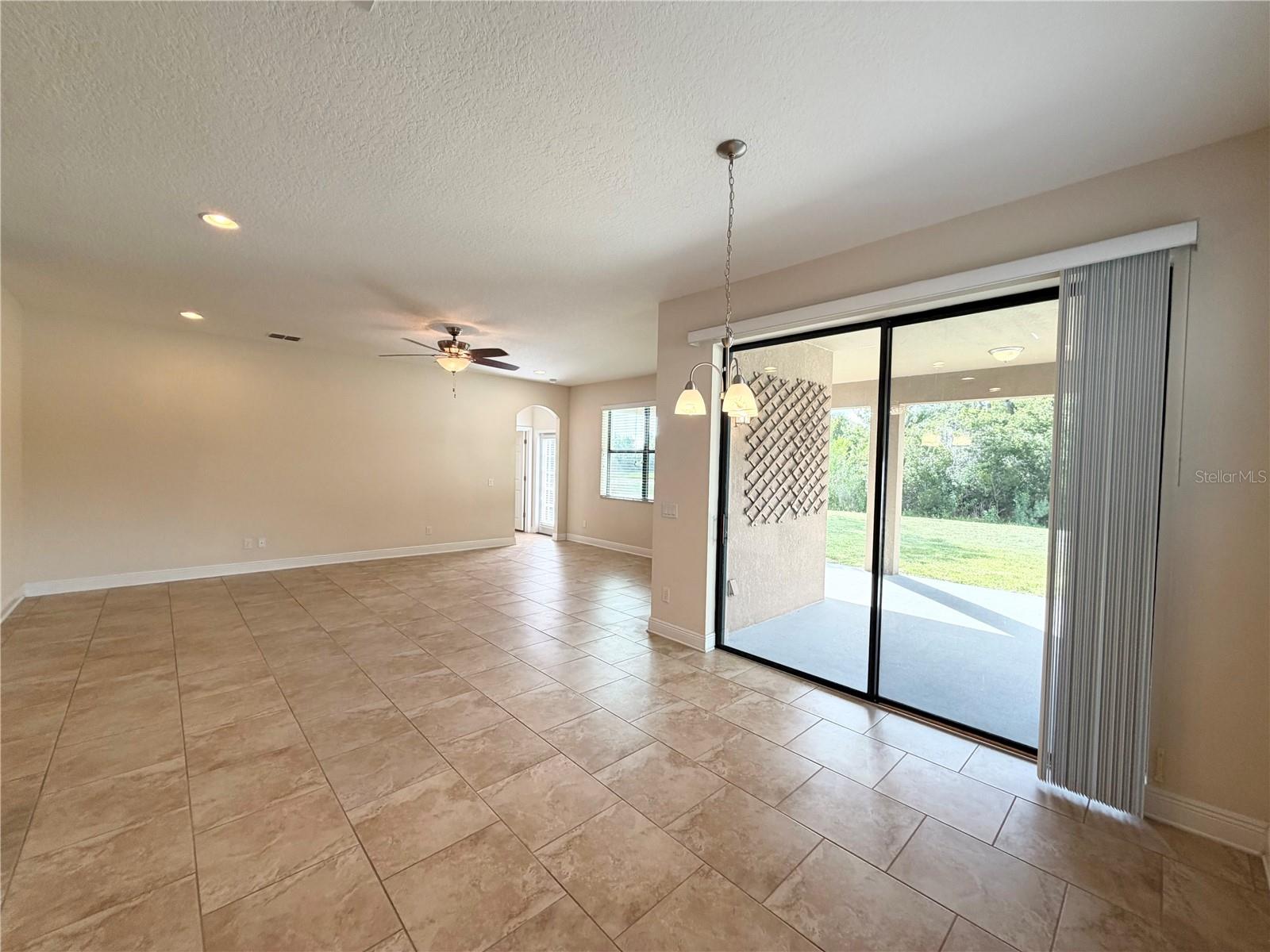 19522 WHISPERING BROOK DRIVE — photo 12