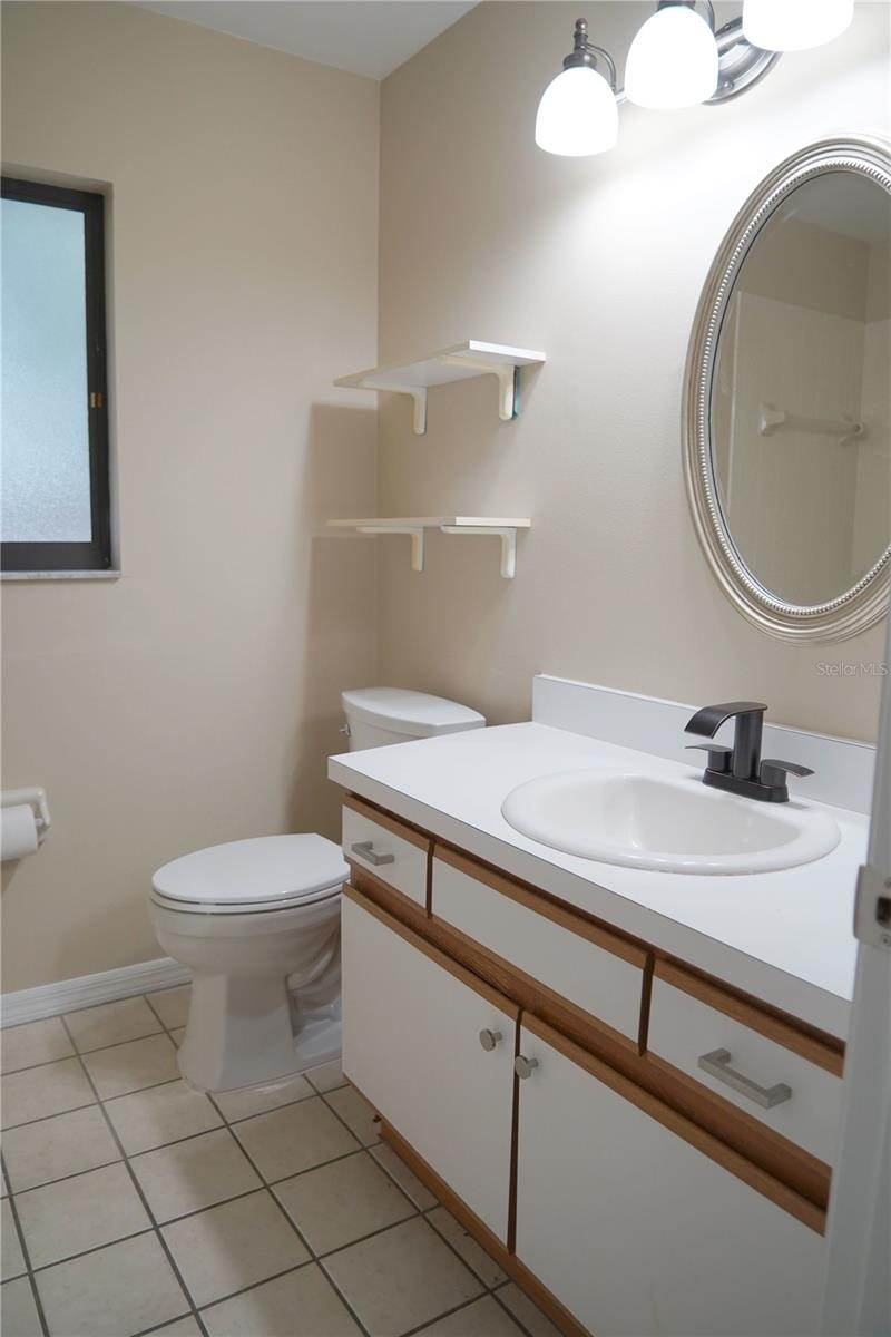 4304 BARRET AVE — photo 16