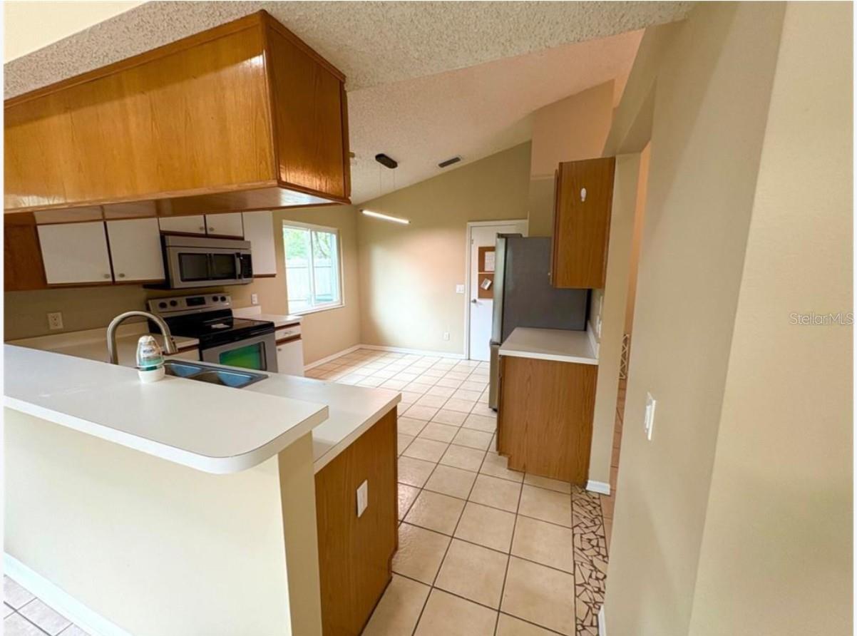4304 BARRET AVE — photo 24